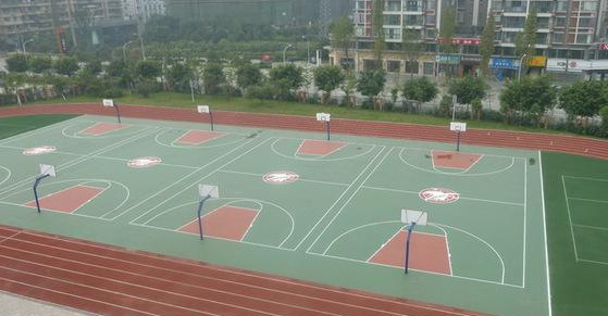 棕北中學西區(qū)實驗學?！赋踔胁俊?></a></div>
            <dl>
              <dt><a href=