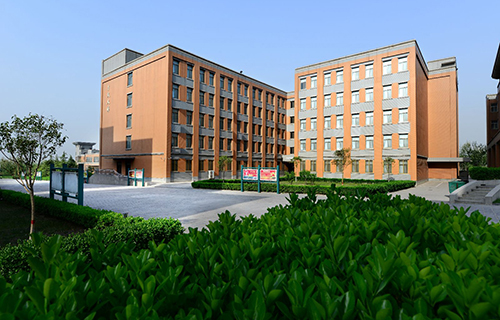 2021年報讀曲靖市華才職業(yè)技術(shù)學校好不好