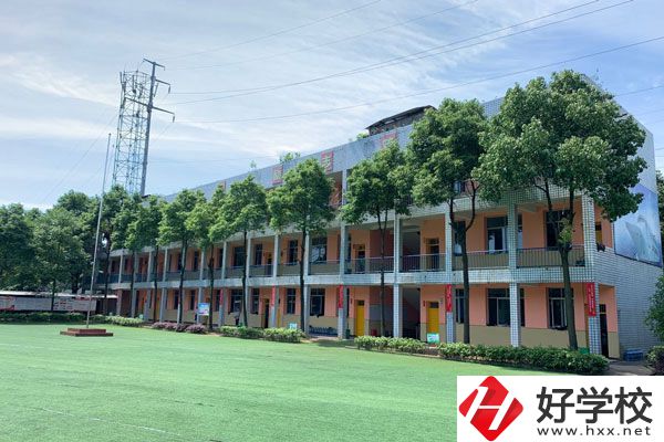 常德海乘職業(yè)學(xué)校教學(xué)設(shè)施好不好？環(huán)境怎么樣？