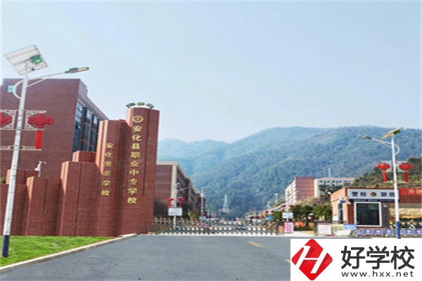 湖南有特色專(zhuān)業(yè)的中專(zhuān)有哪幾所？特色在哪里？