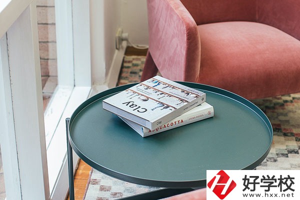 懷化啟航衛(wèi)生學(xué)校護(hù)理專業(yè)好不好？學(xué)費(fèi)貴嗎？