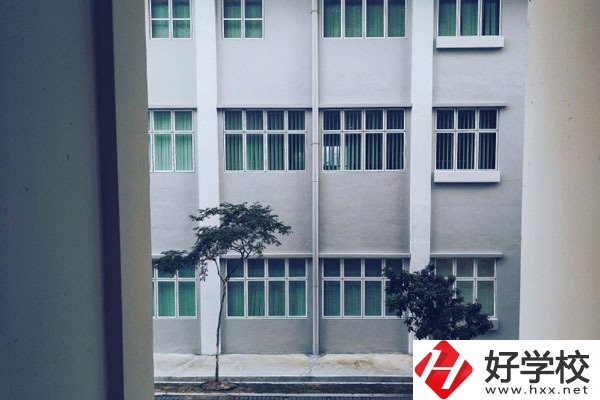 衡陽瀟湘職業(yè)中專怎么樣？有什么專業(yè)？
