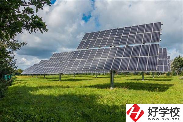 在湖南初中畢業(yè)如何選專業(yè)？有什么專業(yè)可以推薦？