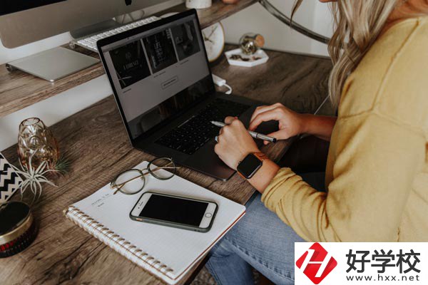 計算機平面設(shè)計專業(yè)去哪學(xué)？看看湖南這幾所中職學(xué)校