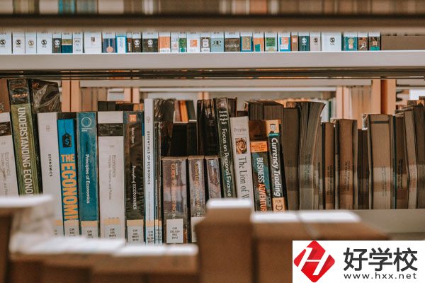 懷化市工業(yè)中等專業(yè)學(xué)校好不好？宿舍怎么樣？