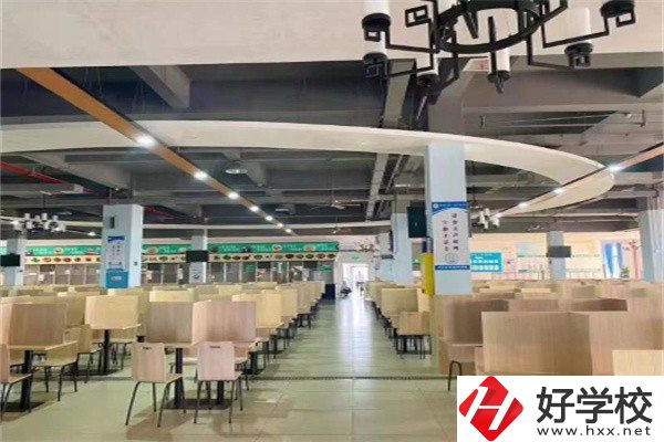 長沙經貿職業(yè)中專有哪些招生專業(yè)？有哪些辦學優(yōu)勢？
