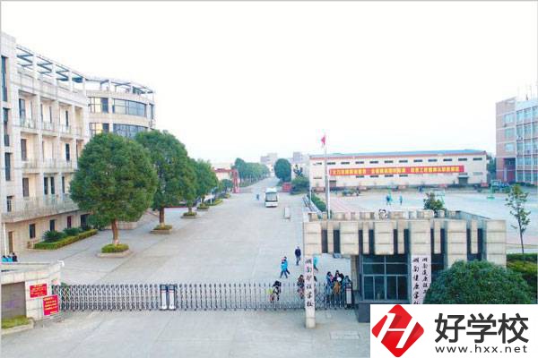 湖南有什么中專學?？梢詫W醫(yī)?中職學醫(yī)要提高學歷嗎?