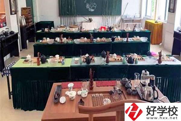 張家界有哪些公辦中職學校？有什么特色專業(yè)？