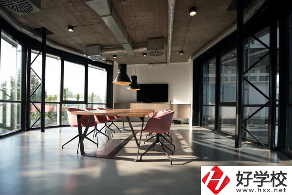 湖南育才技工學(xué)校設(shè)有哪些專業(yè)？就業(yè)方向如何？