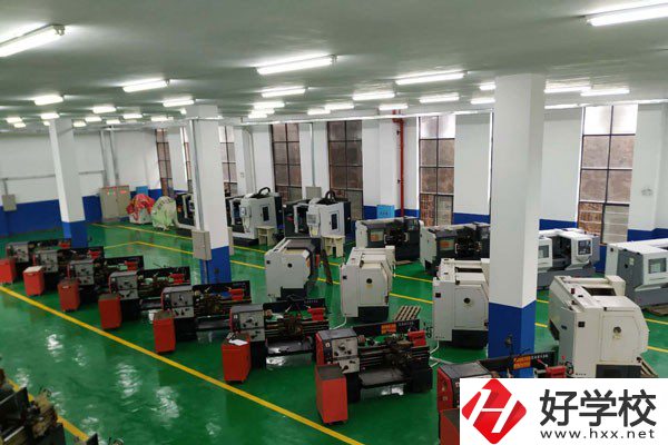 湖南懷化商業(yè)學(xué)校怎么樣？招生計(jì)劃有哪些？