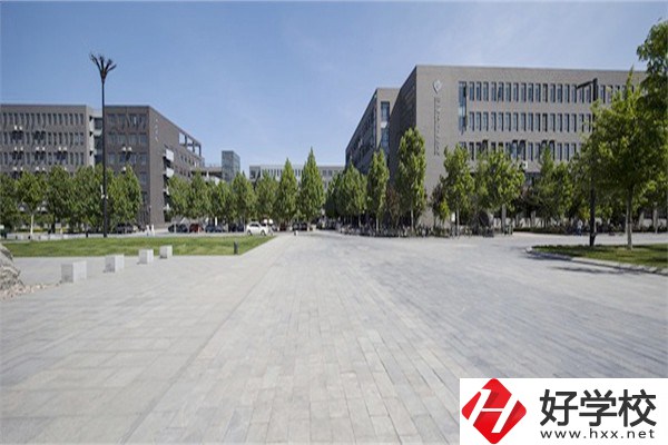 邵陽的中專學(xué)校有哪些好？什么人適合上中專？