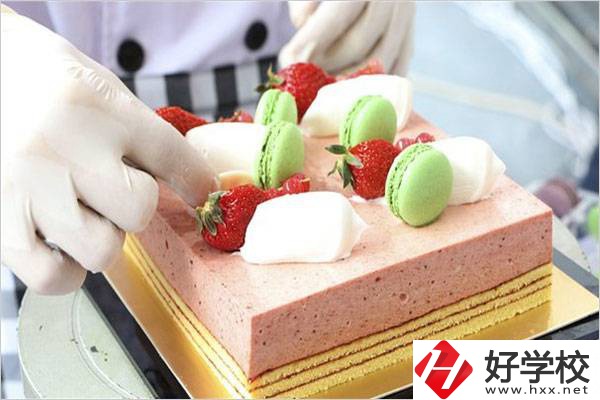 在湖南女生讀技校學(xué)什么專業(yè)最吃香？就業(yè)前景怎么樣？
