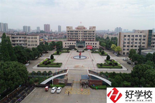 在湖南學UI可推薦哪些中職？學校就業(yè)如何？