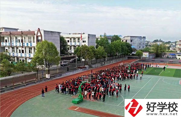 龍山縣第一職業(yè)中學(xué)有哪些重點(diǎn)專(zhuān)業(yè)？容易就業(yè)嗎？