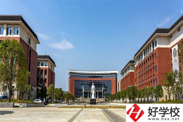 永州有中職部的大專有哪幾所？收費(fèi)標(biāo)準(zhǔn)是多少？