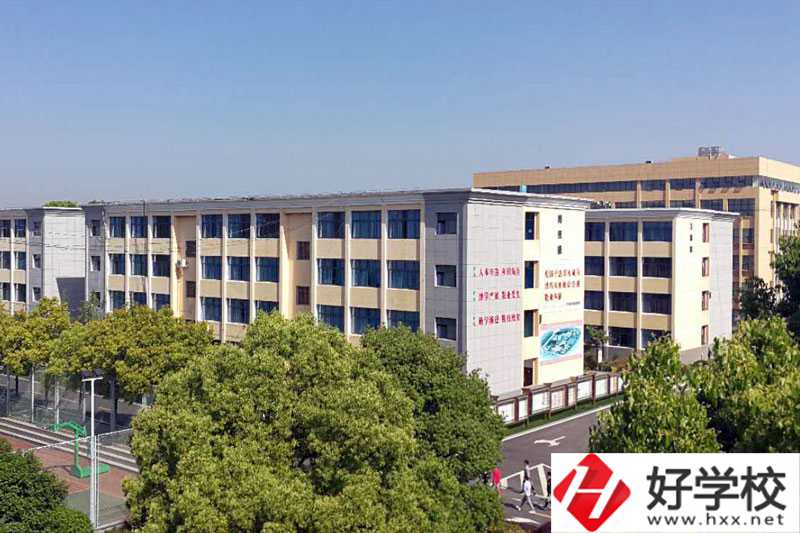 平江縣職業(yè)技術(shù)學(xué)校有哪些專業(yè)？推薦這個專業(yè)！