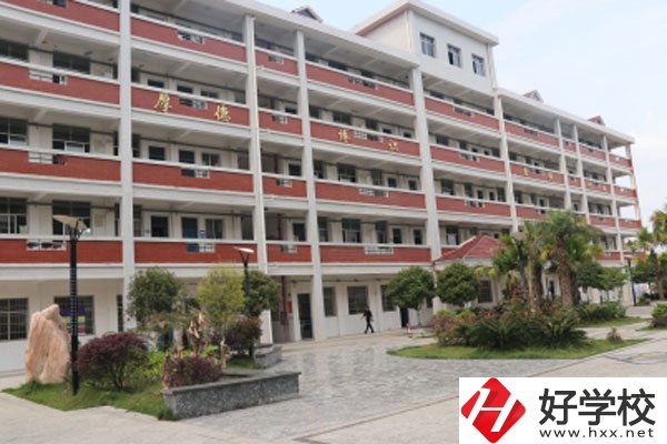 永州市綜合職業(yè)中等專業(yè)學(xué)校好不好？宿舍怎么樣？