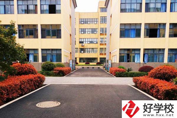 岳陽市平江縣最好的中職學(xué)校是哪一所？