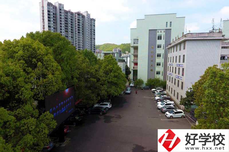 湘西讀學(xué)前教育專業(yè)的中職學(xué)校有沒有？