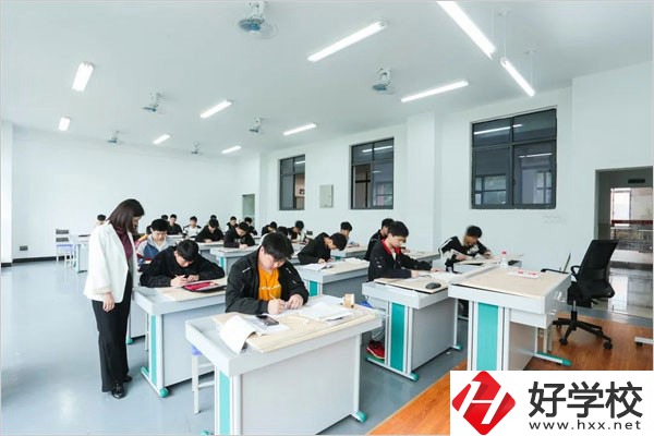 湘潭技師學(xué)院能學(xué)的專業(yè)多嗎？有哪些選擇？