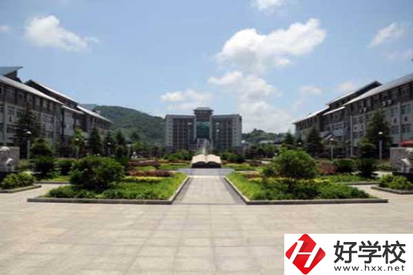 湘西州經(jīng)濟(jì)貿(mào)易學(xué)校