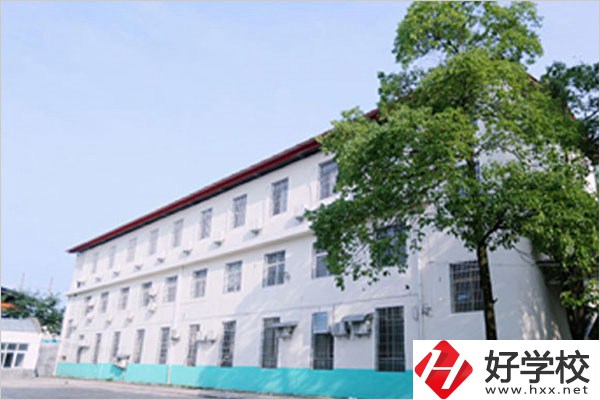 湘潭華光職校在哪？有什么辦學(xué)特色？