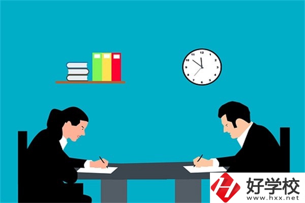 湖南職高高考班和普通班有什么區(qū)別？高考班學(xué)什么？