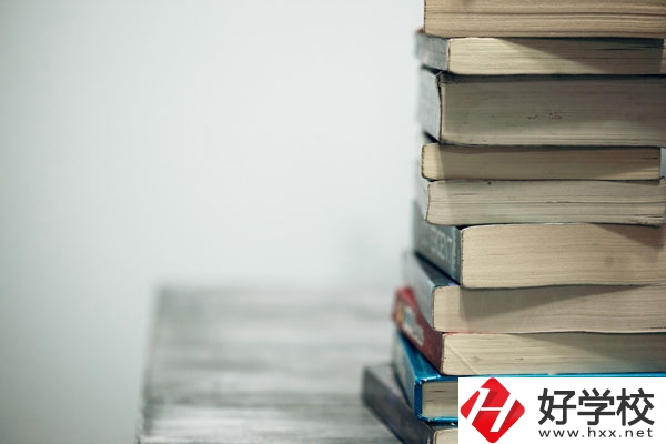 湖南耒陽師范有什么專業(yè)？學(xué)費貴不貴？