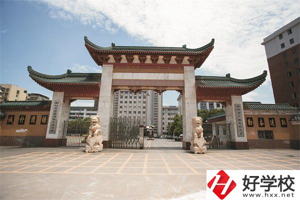 衡陽市信息網(wǎng)絡(luò)工程學(xué)校有哪些專業(yè)？就業(yè)率高不高？
