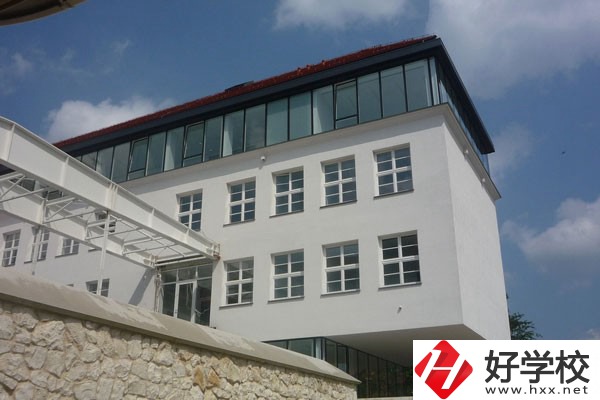 郴州市理工職業(yè)技術(shù)學(xué)校怎么樣？有哪些辦學(xué)特色？