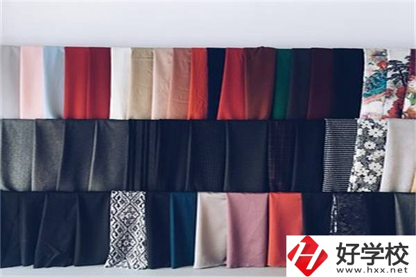 張家界有哪些中職學校有服裝設計專業(yè)？專業(yè)好就業(yè)嗎？