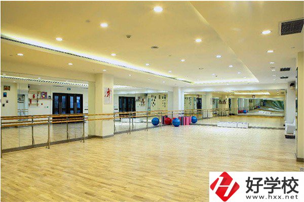 邵陽武岡有哪些中職學(xué)校？哪一所比較好？