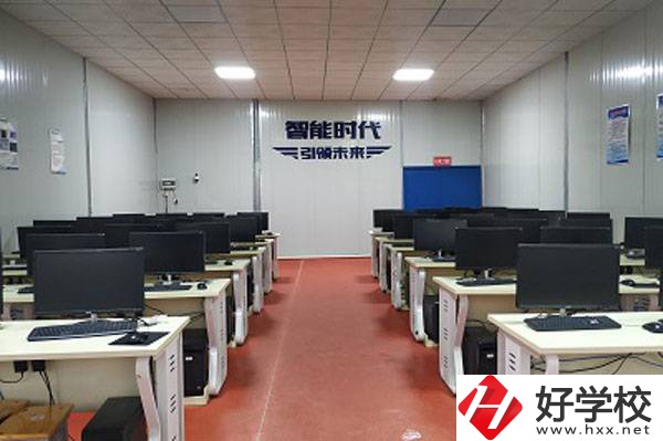 岳陽(yáng)市建設(shè)科技職業(yè)技術(shù)學(xué)校有什么辦學(xué)特色？
