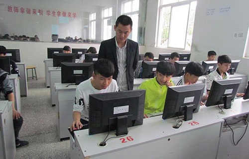 忻州市計(jì)算機(jī)高級職業(yè)中學(xué)