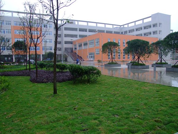 成都市禮儀職業(yè)中學(xué)有哪些報(bào)名要求？