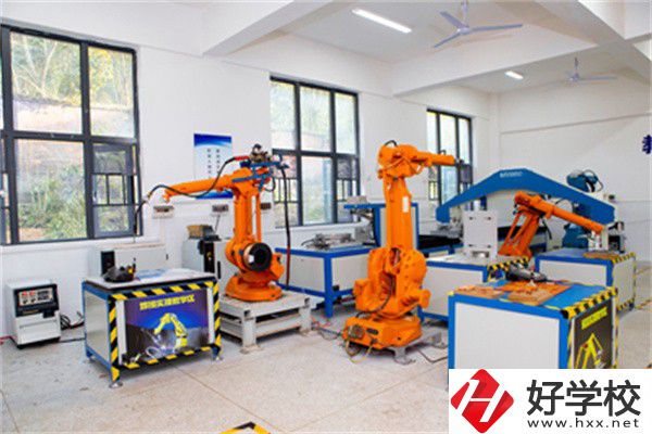 邵陽市機電職業(yè)技術學校的師資力量怎么樣？