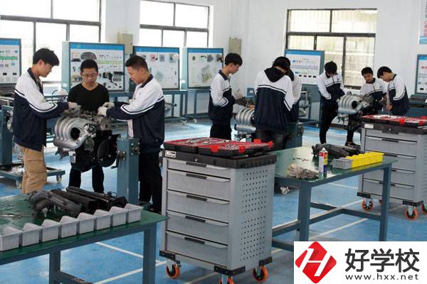 岳陽有哪些好的中職學(xué)校？分別開設(shè)了哪些專業(yè)？