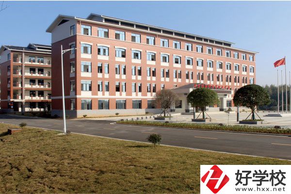長沙市湘都中等職業(yè)學校收費標準怎么樣？