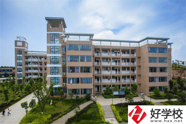 湖南寧鄉(xiāng)有哪些比較好的中專？就業(yè)升學(xué)怎么樣？