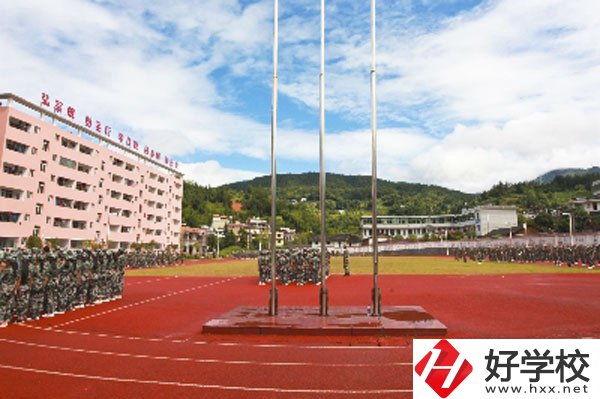 在桂東縣職業(yè)教育中心學(xué)計(jì)算機(jī)怎么樣？