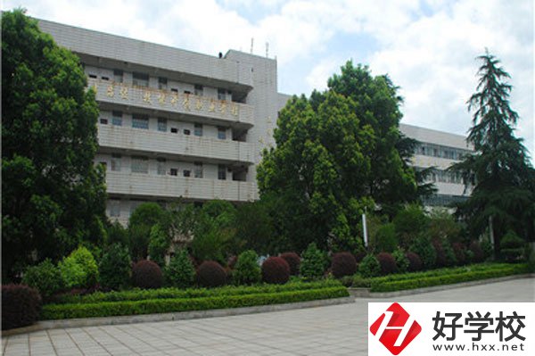 湖南省郴州市第一職業(yè)中等專業(yè)學(xué)校有什么專業(yè)？