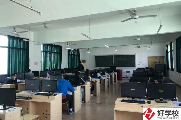 株洲鐵路機電職業(yè)技術學校值得選嗎？