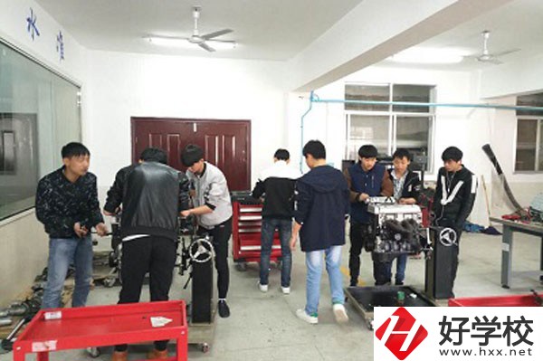 炎陵縣職業(yè)技術(shù)學(xué)校有哪些招生專業(yè)？