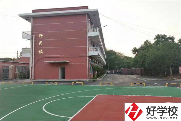 開元職業(yè)技術學校的優(yōu)點有哪些？