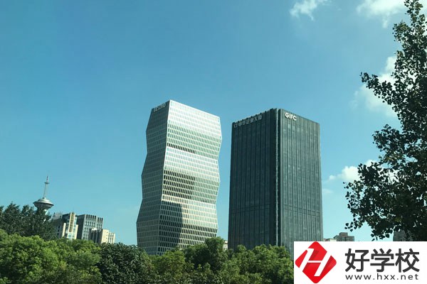 株洲生物工程中專學(xué)計算機(jī)專業(yè)怎么樣？