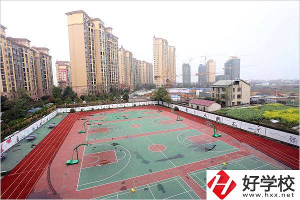 益陽(yáng)科技工程學(xué)校是一所怎樣的職校？