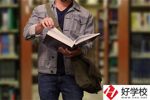 在湖南就讀普通高中和職業(yè)高中有什么區(qū)別？職高怎么樣？
