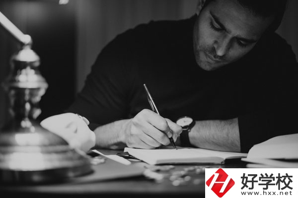衡陽農(nóng)工貿(mào)職業(yè)學(xué)校好不好？宿舍怎么樣？