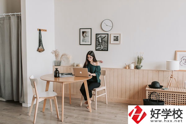 常寧市職業(yè)中等專業(yè)學(xué)校是公辦的嗎？專業(yè)好不好？