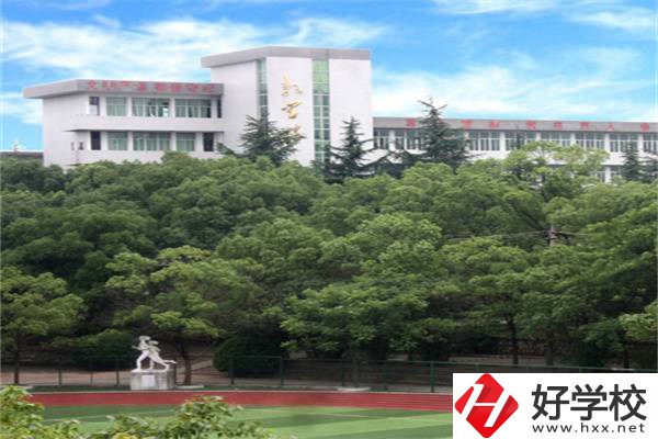中鐵十二局有限公司技工學校怎么樣？